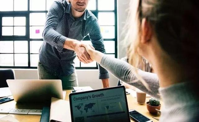 受领导喜欢的下属,往往有这5个优点,你具备1个就会被提拔(图1) 受领导喜欢的下属,往往有这5个优点,你具备1个就会被提拔(图1)