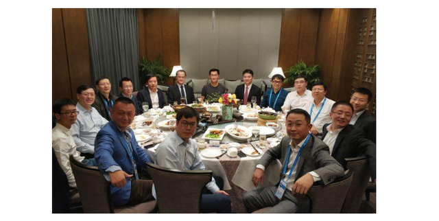 酒局上,领导要是有这3个举动,那是瞧不起你,别硬往上凑(图1) 酒局上,领导要是有这3个举动,那是瞧不起你,别硬往上凑(图1)