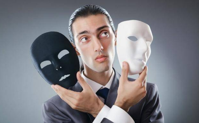 职场上混得好的人,你以为他们只靠自己的努力?其实还靠这2点!(图3) 职场上混得好的人,你以为他们只靠自己的努力?其实还靠这2点!(图3)