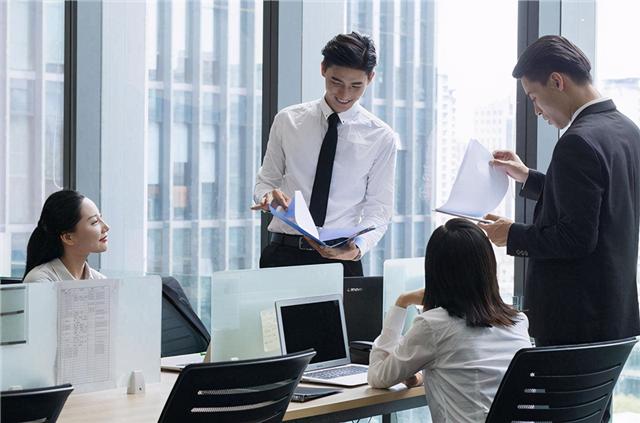 职场上,那些受重用的“老实人”,往往有这3个特点,很准(图6) 职场上,那些受重用的“老实人”,往往有这3个特点,很准(图6)