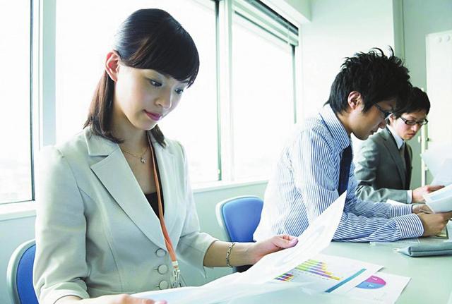 为什么领导不让小人走,反而提拔他们,是领导糊涂吗?(图6) 为什么领导不让小人走,反而提拔他们,是领导糊涂吗?(图6)